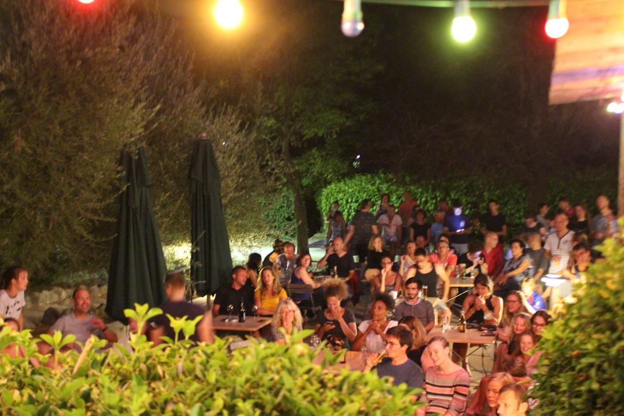 Camping Forcalquier Les routes de Provence Hotel Exterior foto
